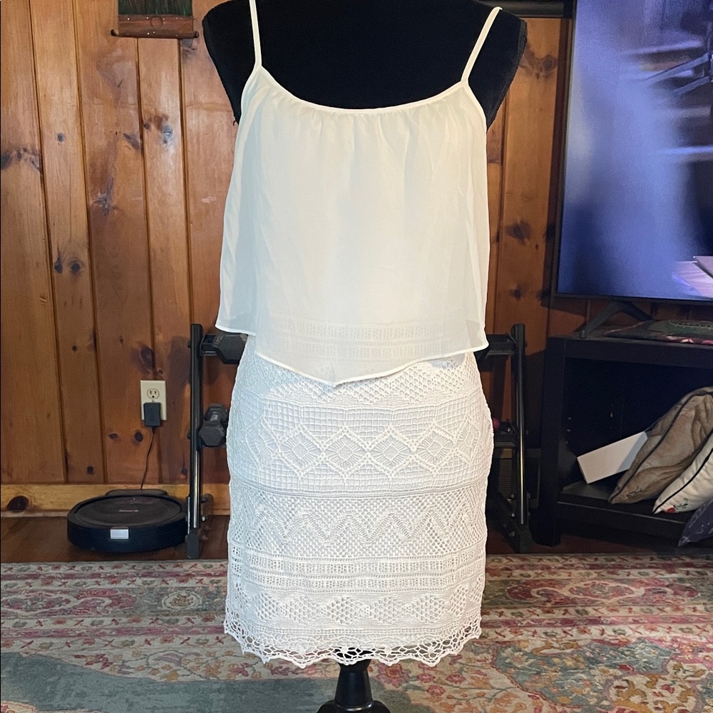 American Eagle Outfitters White Lace dress